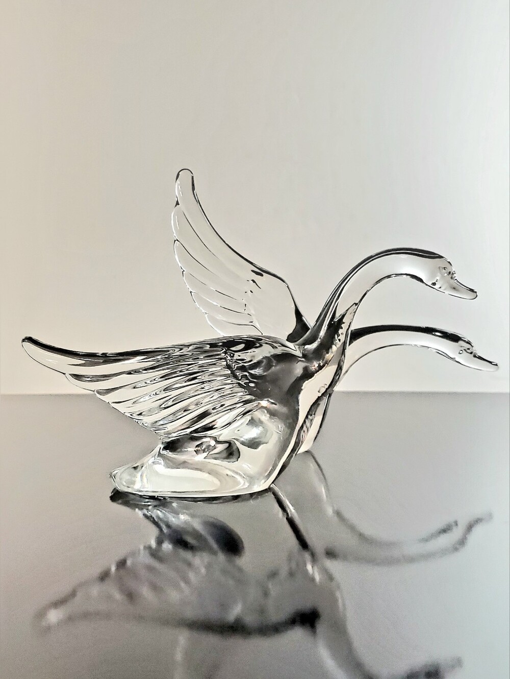 (2) Heisey Blown Clear Crystal Geese In Motion Figurines by Imperial Glass - Picture 16 of 16